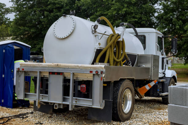 Porta potty delivery and setup in Fayetteville, TN
